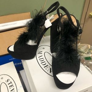 NWT 🏷 👠 Black Heels